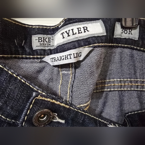 BKE Men's Straight Tyler Jeans - Picture 3 of 3